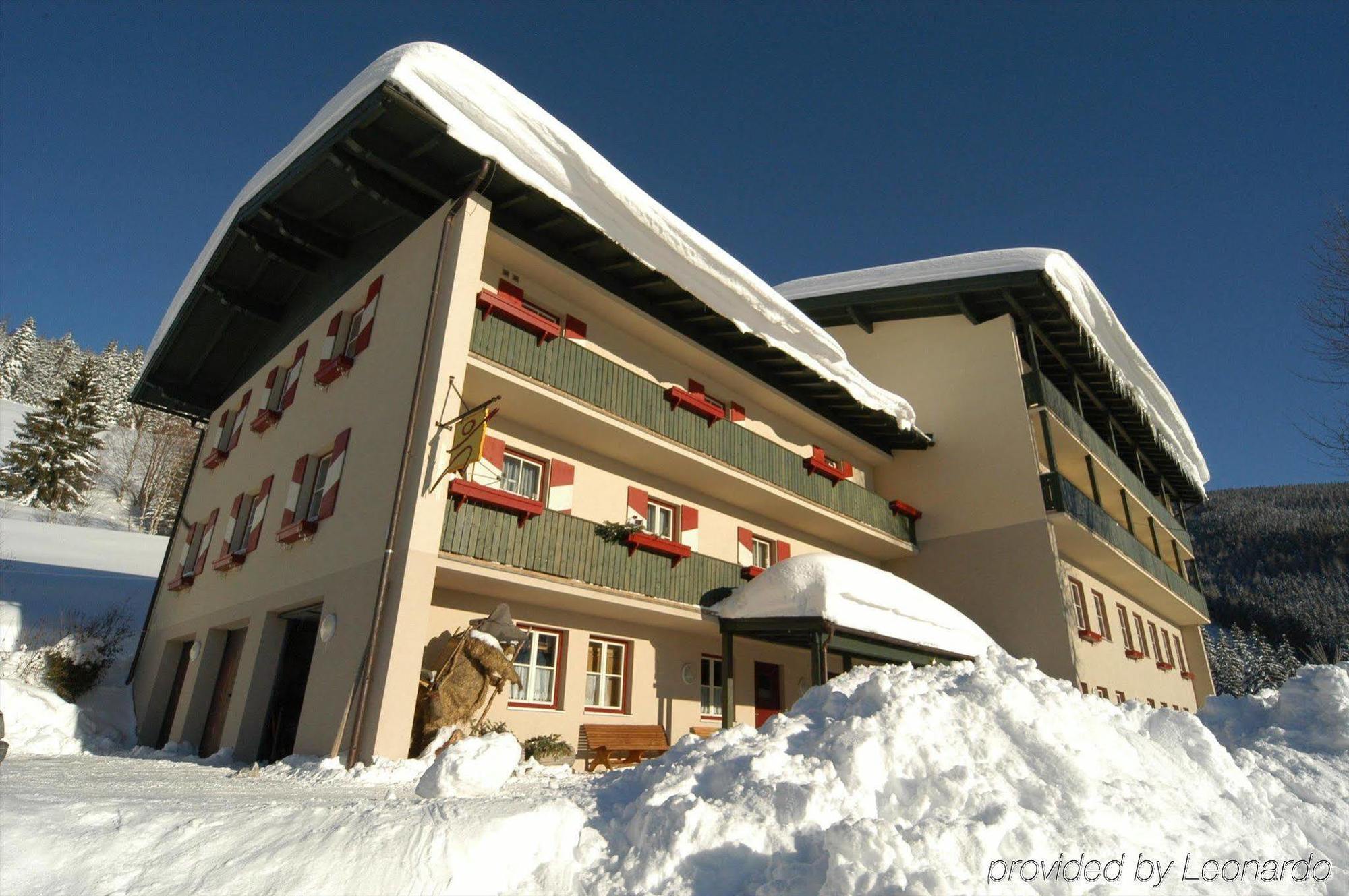 Jufa St. Martin Hotel Sankt Martin am Tennengebirge Exterior photo